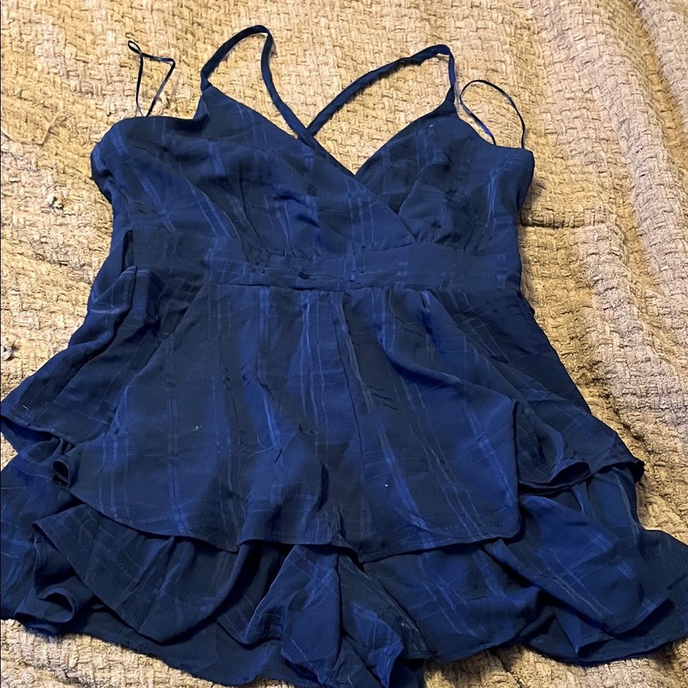 Crossed back navy short romper